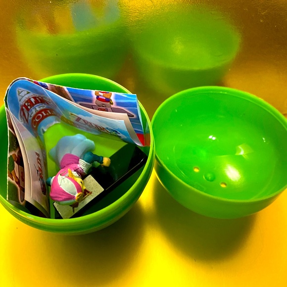 LEGEND OF ZELDA PHANTOM HOURGLASS COLLECTIBLE FIGURE NWOT GACHA TOMY 2012 TOY 3” - Picture 2 of 10